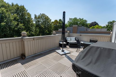 Photo 27 at 1 - 1 Hargrave Lane, York Mills, Toronto