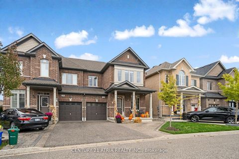 Photo 2 at 194 Kincardine Street, Kleinburg, Vaughan