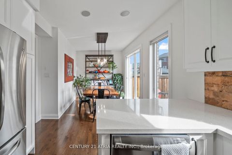 Photo 13 at 194 Kincardine Street, Kleinburg, Vaughan