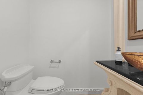 Photo 14 at 48 Berkindale Drive, Windfields, Toronto