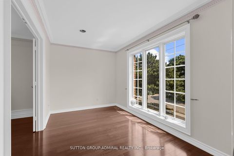 Photo 29 at 48 Berkindale Drive, Windfields, Toronto