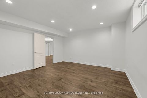 Photo 43 at 48 Berkindale Drive, Windfields, Toronto