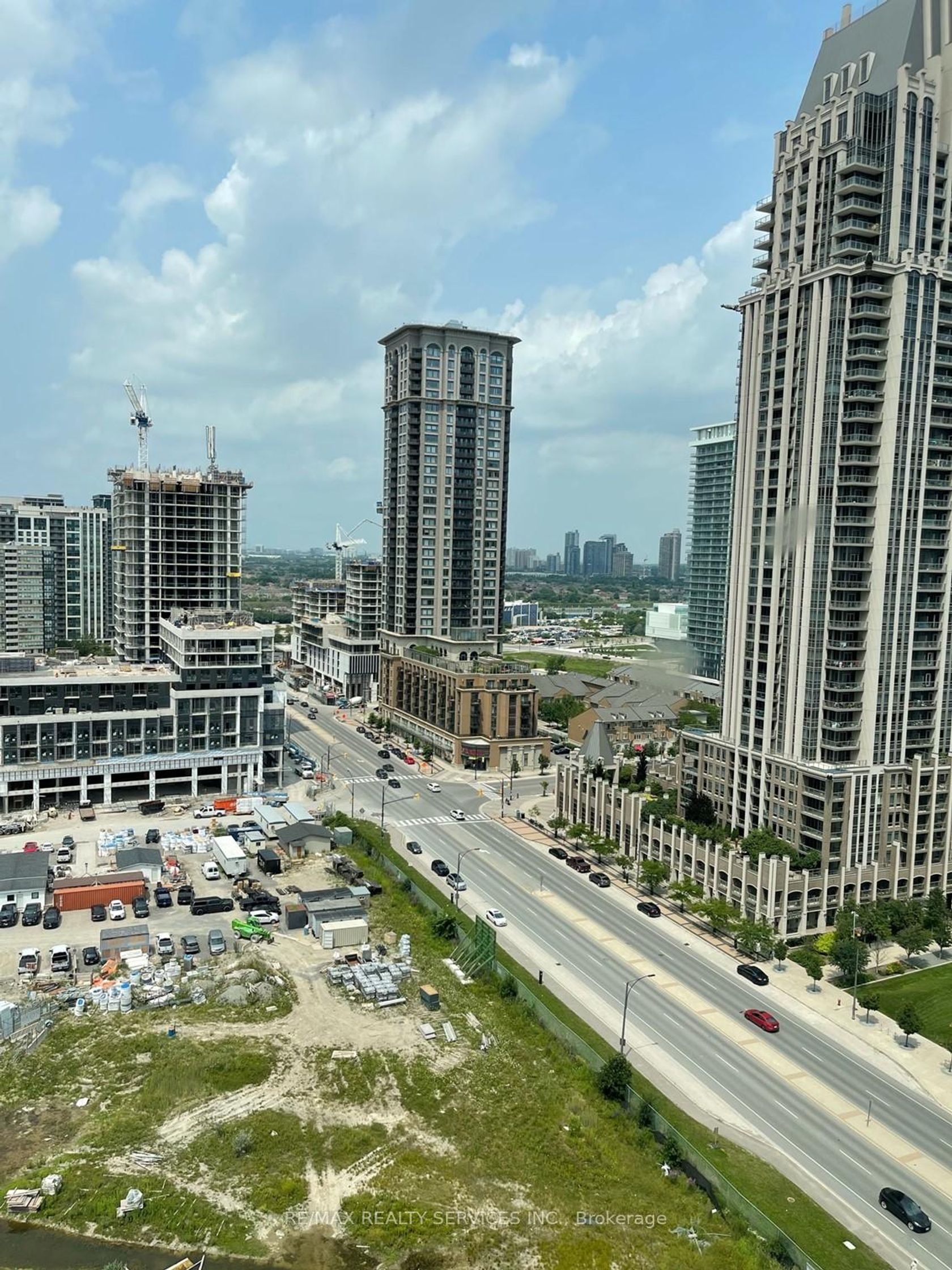 1806 - 4099 Brickstone Mews, City Centre, Mississauga by Loree Meneguzzi Real Estate 1806 - 4099 Brickstone Mews, City Centre, Mississauga