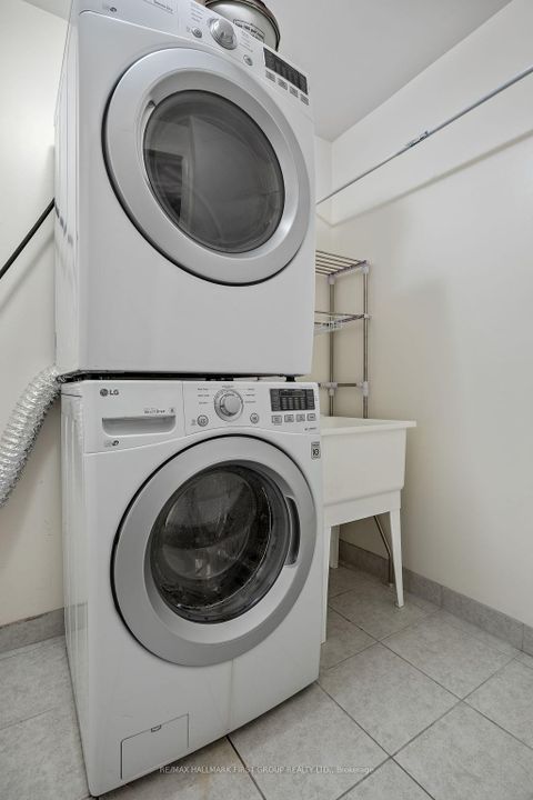 Photo 33 at 55 Buttonshaw Street, Bowmanville, Clarington