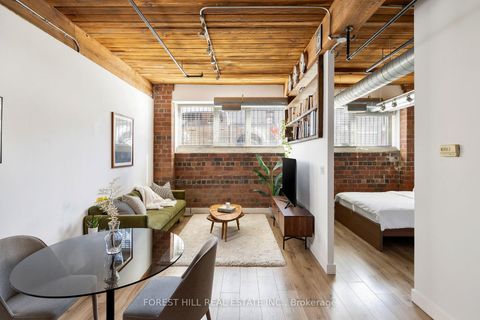 Photo 15 at 105 - 2154 Dundas Street W, Roncesvalles, Toronto