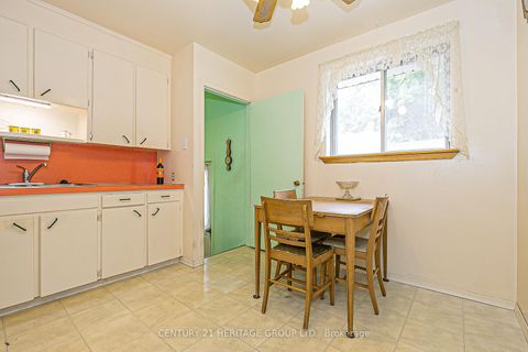 Photo 7 at 116 Longford Drive, London, Newmarket