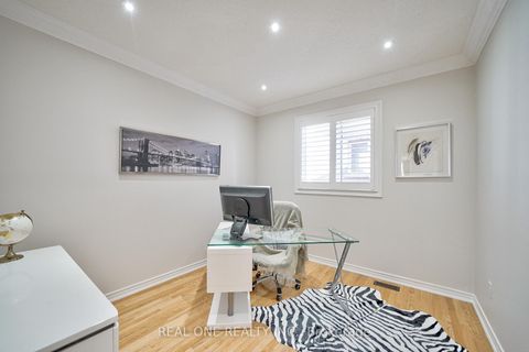 Photo 14 at 29 Seiffer Crescent, Jefferson, Richmond Hill