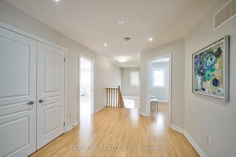 Photo 16 at 29 Seiffer Crescent, Jefferson, Richmond Hill