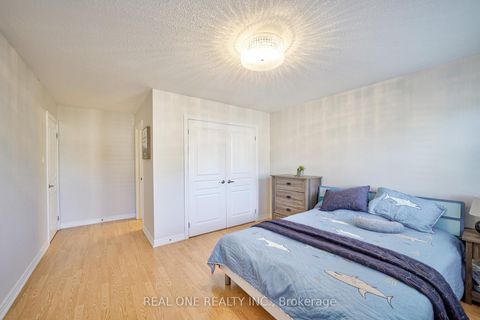 Photo 20 at 29 Seiffer Crescent, Jefferson, Richmond Hill