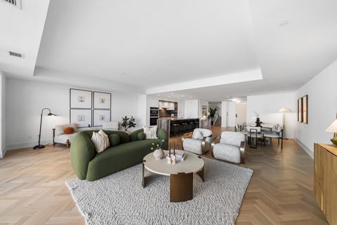 Photo 7 at 213 - 155 Merchants' Wharf, Waterfront Communities C8, Toronto