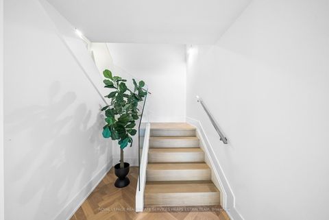 Photo 13 at 213 - 155 Merchants' Wharf, Waterfront Communities C8, Toronto