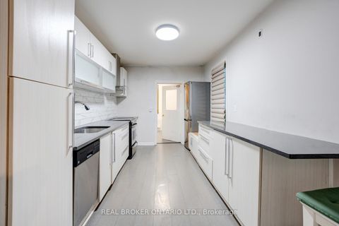 Photo 6 at 195 Islington Avenue, New Toronto, Toronto