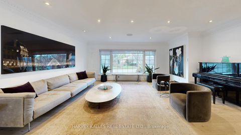 Photo 3 at 7 Hawksbury Drive, Bayview Village, Toronto
