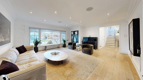 Photo 6 at 7 Hawksbury Drive, Bayview Village, Toronto