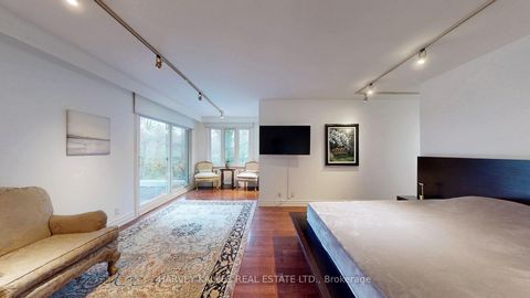 Photo 17 at 7 Hawksbury Drive, Bayview Village, Toronto