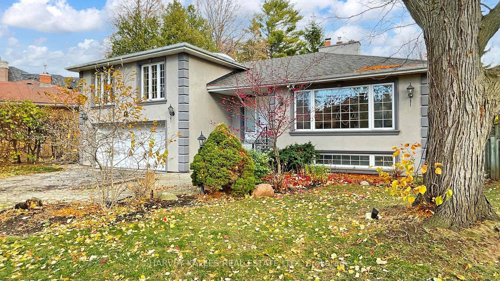 7 Hawksbury Drive, Bayview Village, Toronto 2