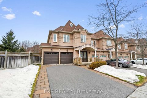 Photo 0 at 13 - 450 Worthington Avenue, Oak Ridges Lake Wilcox, Richmond Hill