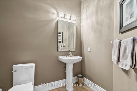 Photo 5 at 13 - 450 Worthington Avenue, Oak Ridges Lake Wilcox, Richmond Hill