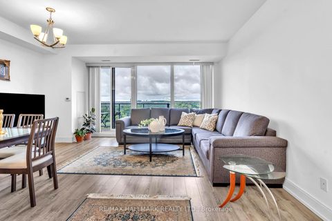 Photo 12 at 1609A - 9608 Yonge Street, North Richvale, Richmond Hill