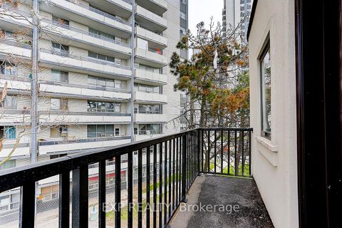 Photo 3 at 600 Parliament Street, North St. James Town, Toronto