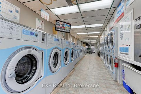 Photo 24 at 600 Parliament Street, North St. James Town, Toronto