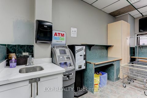 Photo 27 at 600 Parliament Street, North St. James Town, Toronto