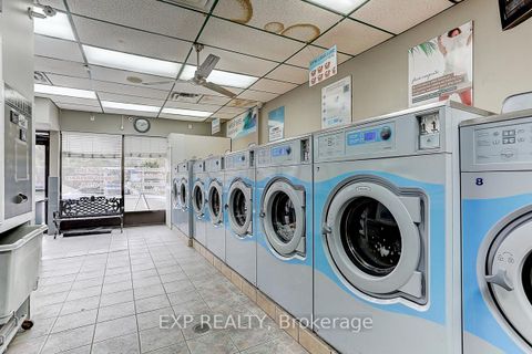 Photo 8 at 600 Parliament Street, North St. James Town, Toronto