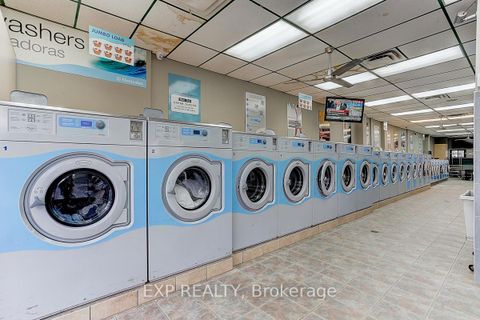 Photo 9 at 600 Parliament Street, North St. James Town, Toronto