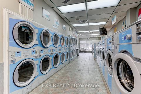 Photo 11 at 600 Parliament Street, North St. James Town, Toronto