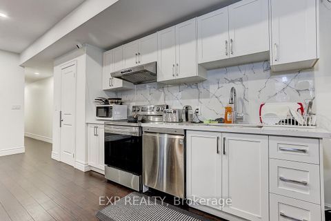 Photo 20 at 600 Parliament Street, North St. James Town, Toronto