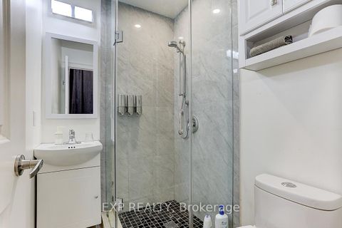 Photo 25 at 600 Parliament Street, North St. James Town, Toronto