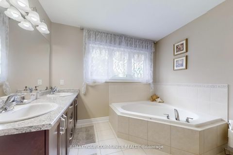 Photo 25 at 19 Richmond Park Drive, Keswick North, Georgina