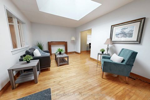 Photo 3 at 30 Thirtieth Street, Long Branch, Toronto