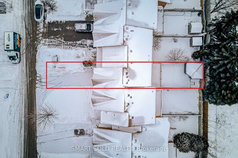 Photo 7 at 65 Kelso Crescent, Maple, Vaughan