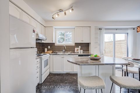 Photo 18 at 65 Kelso Crescent, Maple, Vaughan