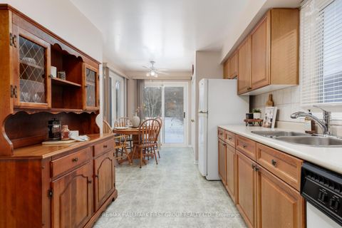 Photo 10 at 5A Fairway Drive, Bowmanville, Clarington