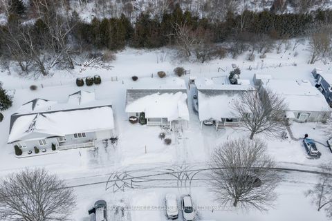 Photo 20 at 5A Fairway Drive, Bowmanville, Clarington