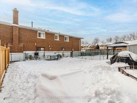 Photo 5 at 11 Albany Drive, West Woodbridge, Vaughan