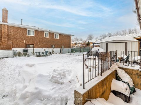 Photo 6 at 11 Albany Drive, West Woodbridge, Vaughan