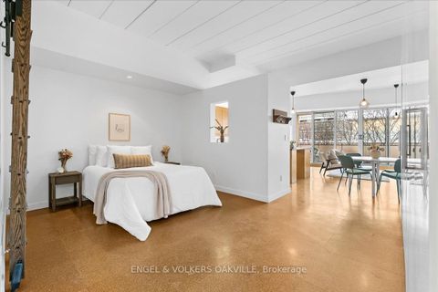 Photo 4 at 511 - 160 Baldwin Street, Chinatown, Toronto