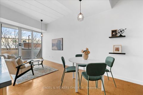 Photo 7 at 511 - 160 Baldwin Street, Chinatown, Toronto