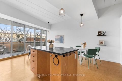 Photo 10 at 511 - 160 Baldwin Street, Chinatown, Toronto