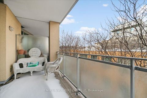 Photo 17 at 511 - 160 Baldwin Street, Chinatown, Toronto