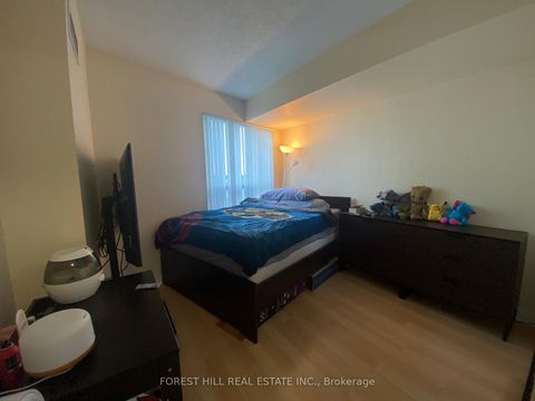 Photo 3 at 706 - 38 Lee Centre Drive, Woburn, Toronto