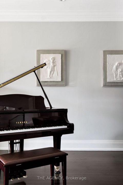 Photo 5 at 190 Forest Hill Road, Forest Hill South, Toronto