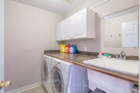 Photo 26 at 115 Ridgeway Court, Maple, Vaughan