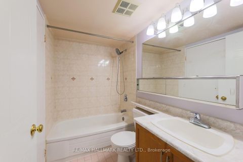 Photo 12 at 1001 - 5 Greystone Walk Drive, Kennedy Park, Toronto