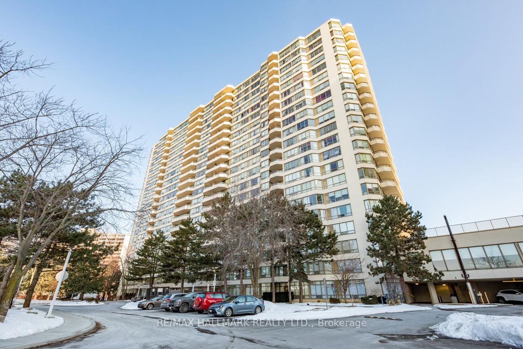 1001 - 5 Greystone Walk Drive, Kennedy Park, Toronto photo number 2