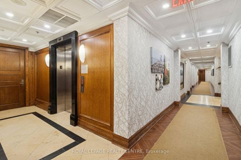 Photo 4 at 220 - 2095 Lake Shore Boulevard W, Mimico, Toronto