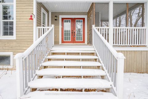 Photo 4 at 10300 Ravenshoe Road, Baldwin, Georgina